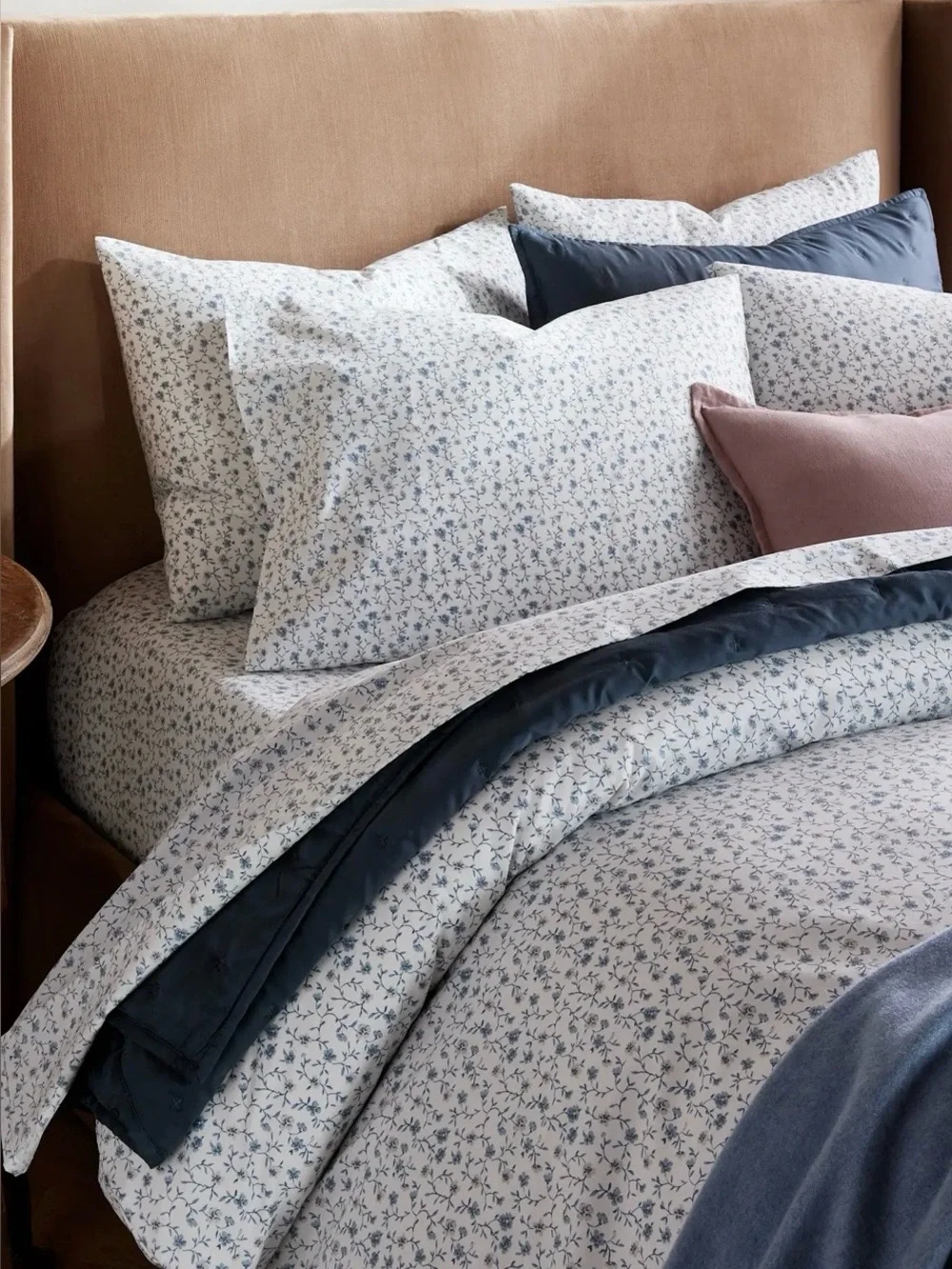 NEW Quince Organic Crisp Percale Floral Duvet Cover, Full/Queen (Blue Florette)